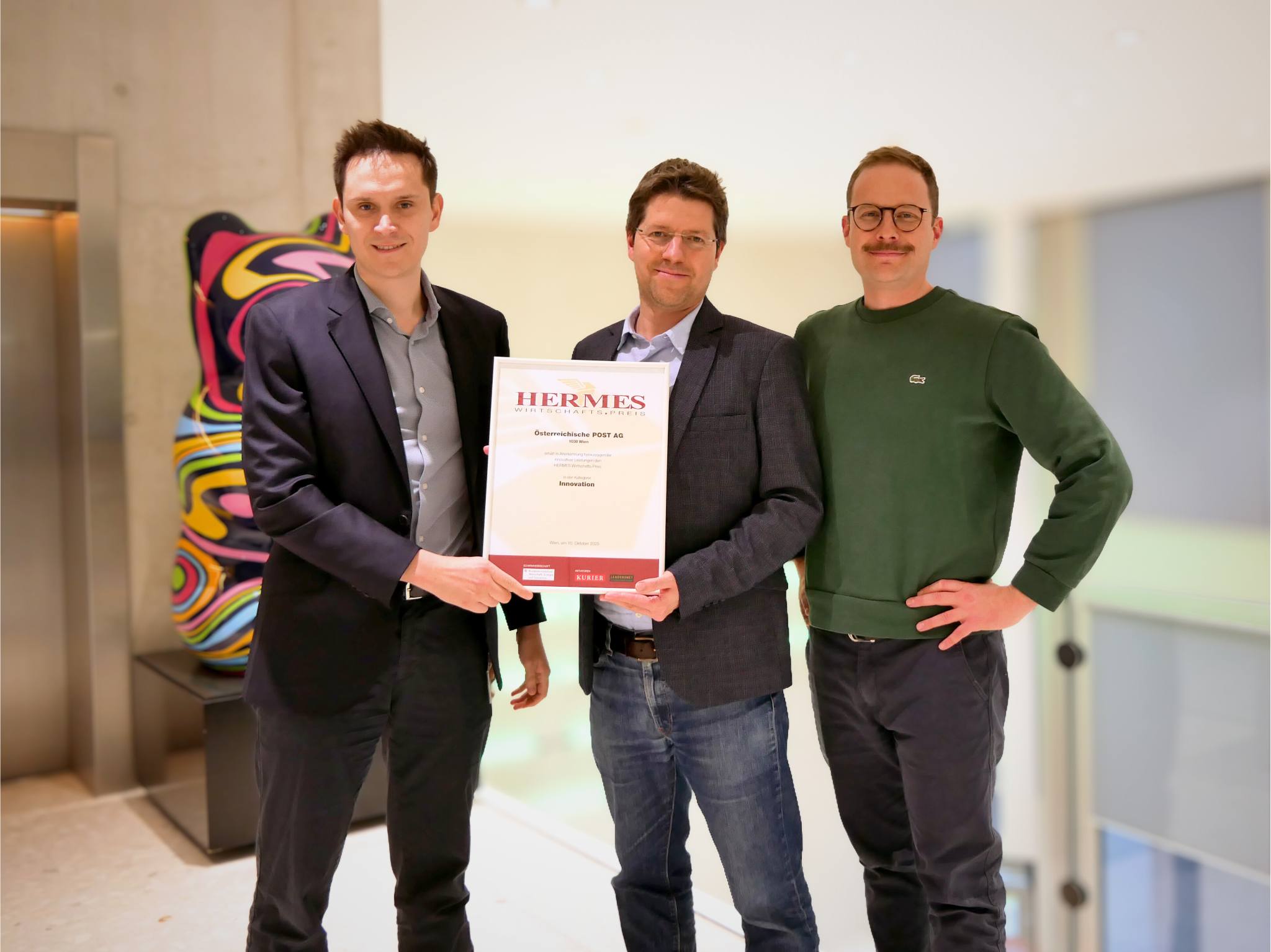 From left to right: Erich Kramer (Dipl.-Ing., Project Management, ProLog), Peter Mizsei (Senior Sustainability Consultant, ClimatePartner), and Daniel-Sebastian Mühlbach (DI, MSc., Head of Corporate Sustainability, Environmental and Funding Management).