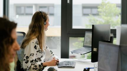 woman-in-the-office
