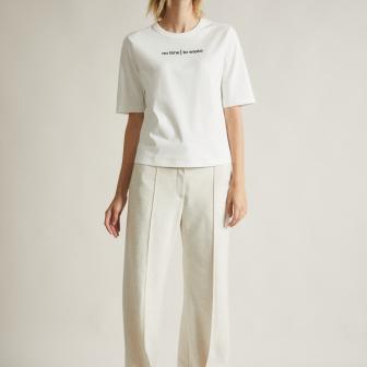 LANIUS_HW20_12738-00_no-time-to-waste_off-white_02.jpg