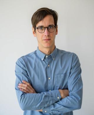 portrait dennis uieß